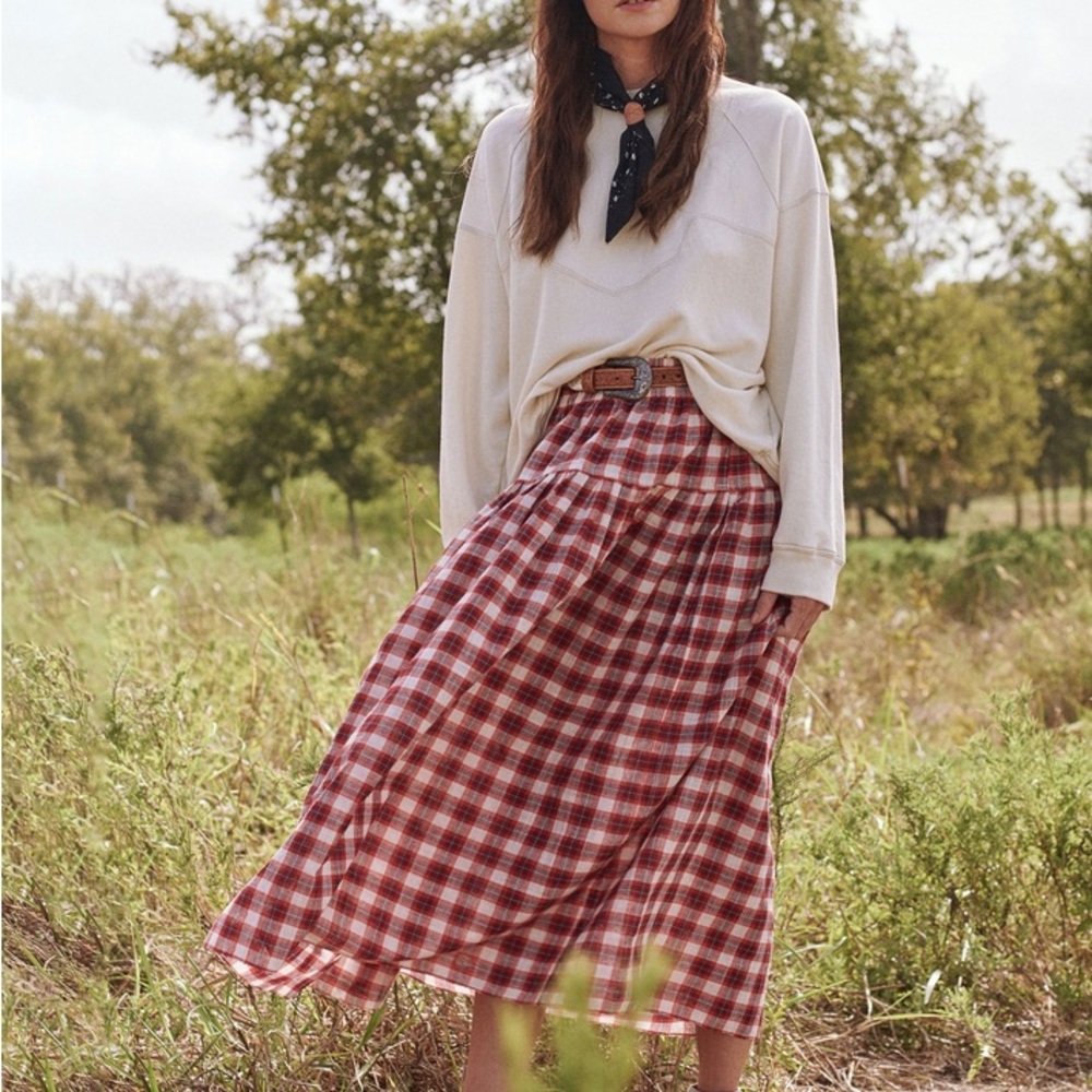 The Great Highland Skirt (Plaid Midi Skirt Red &White w/ thin baby blue) w/ belt